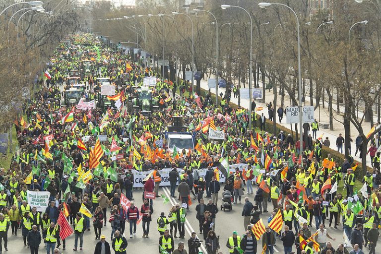 Análisis sobre la lucha de clases en el campo: los pequeños agricultores frente al capital monopolista